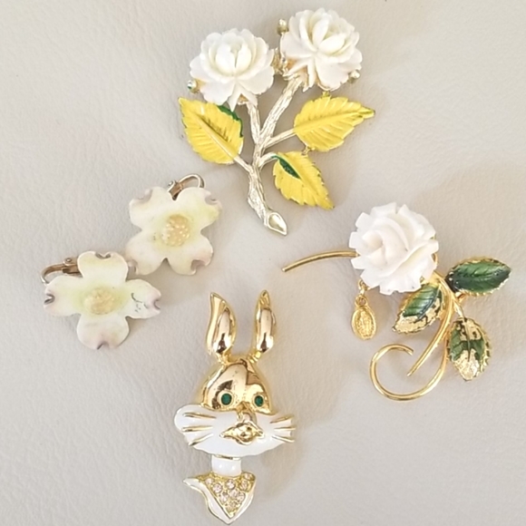 Vintage Brooch and Earring Lot 5 Piece Bundle - Picture 3 of 15